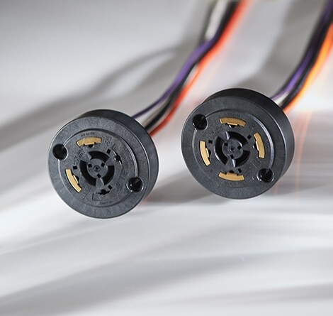 LUMAWISE dimming receptacle with double insulation