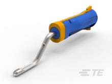 TE Connectivity 3-1579007-2