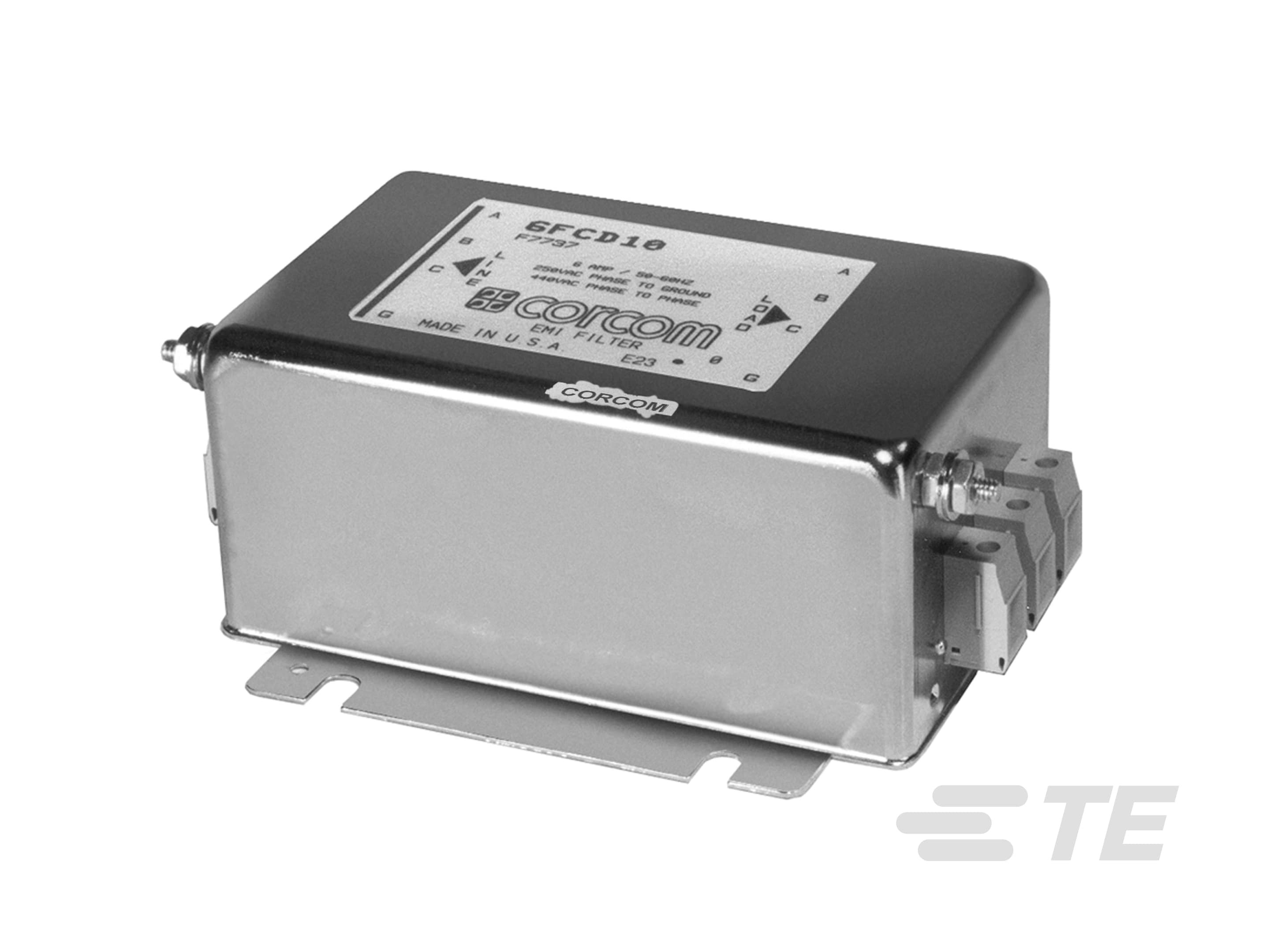 Filtros trifásicos Corcom, série FCD-CAT-C8114-F299C