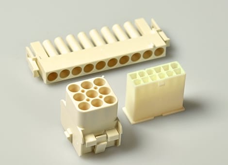 Conectores com capacidade para fio incandescente