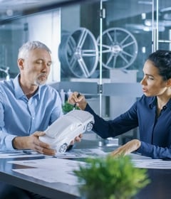 An automotive engineer and their connectivity consultant discuss solutions for vehicle electrification.