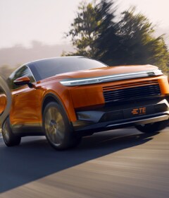 Hybrid and electric mobility automobile.