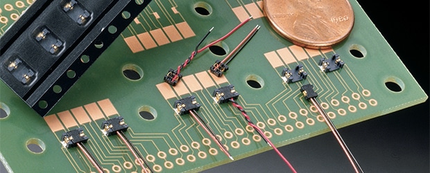 Comparación de tamaño del conector micro-SLP