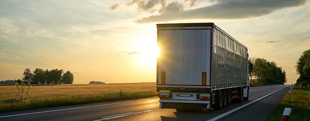 Switchgear connectors for first electrical road