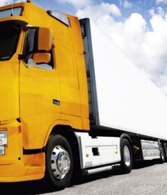 トラック、バス、農機・建機
