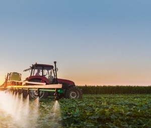 tractor en el campo