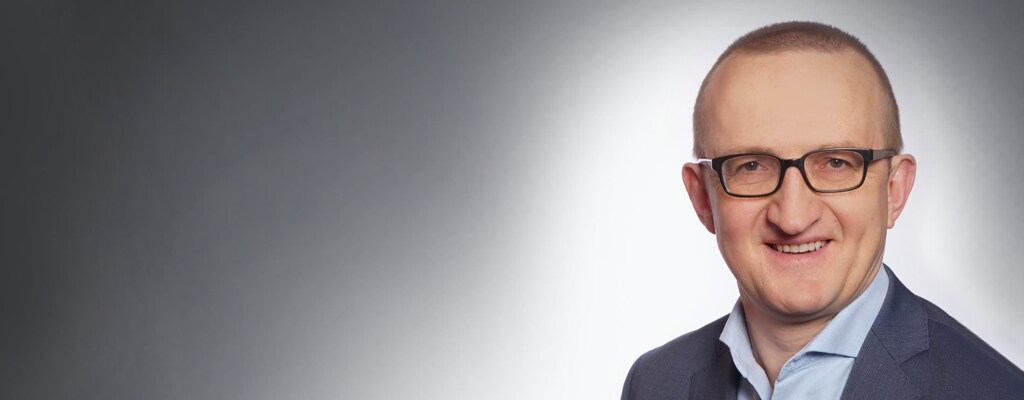 Alex Megej, director de tecnología, Negocio industrial