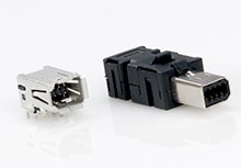 Dos conectores mini de E/S sobre fondo blanco