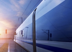 Schienen‑ und Bahnverkehr