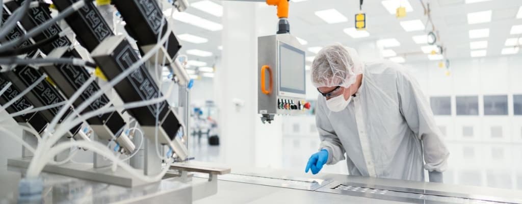 Evaluate Contract Manufacturers for Your Microfluidic Chip
