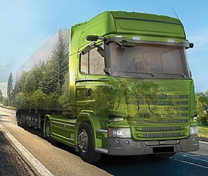 Camion électrique sur une autoroute